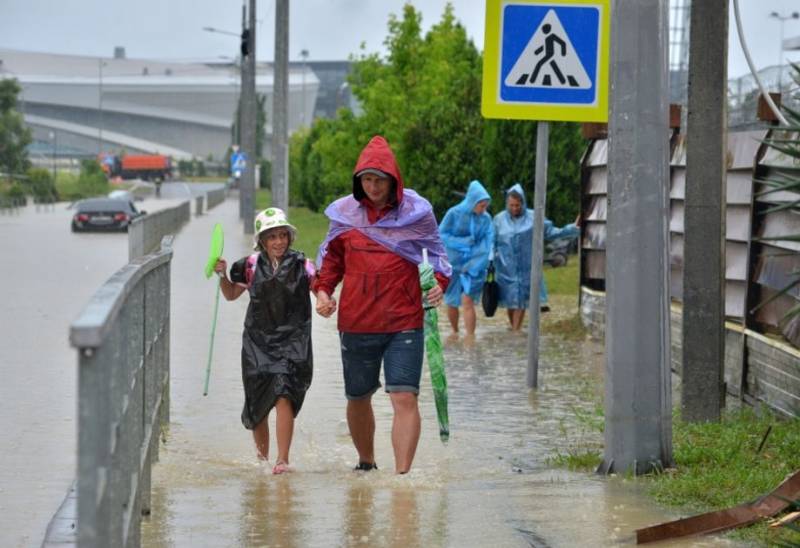 Введен запрет на купание в Сочи из-за опасной погоды: до какого числа ограничения действуют?